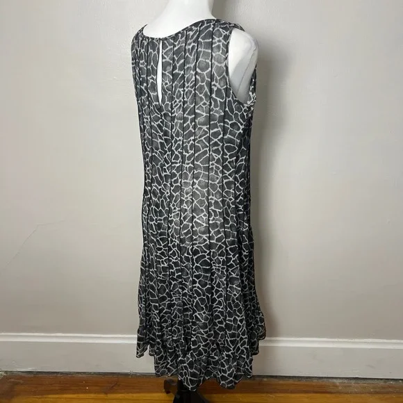 Sandra Darren Midi Dress Animal Print Pleated Sleeveless Casual Size 10 - Picture 5 of 7
